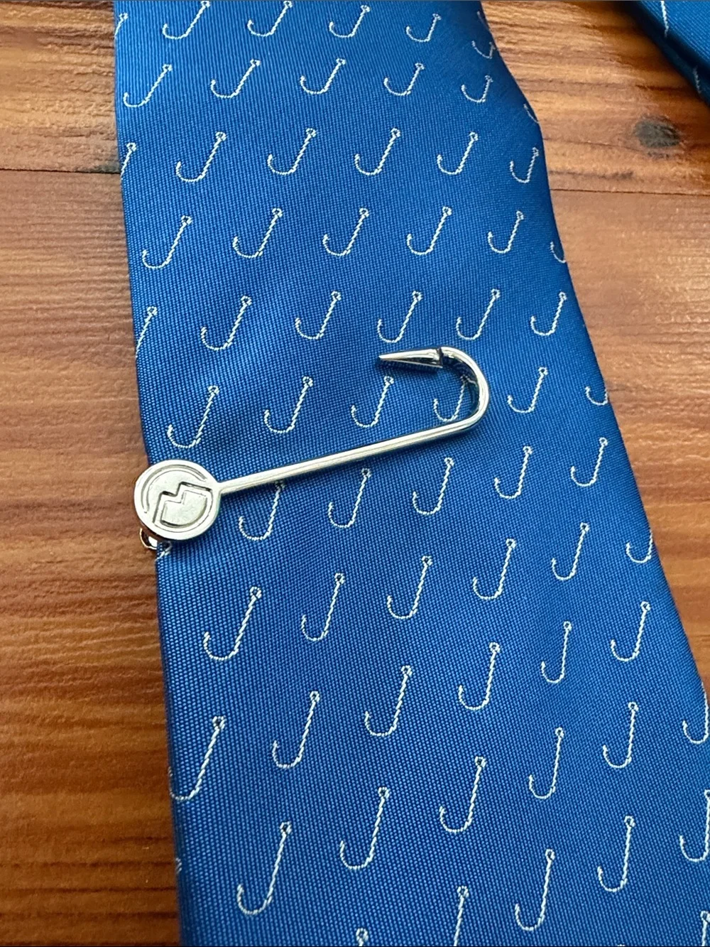 Fishing Tie